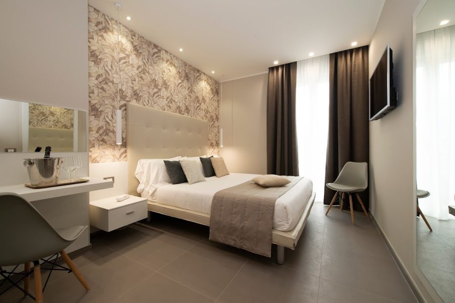 HOTEL H21
