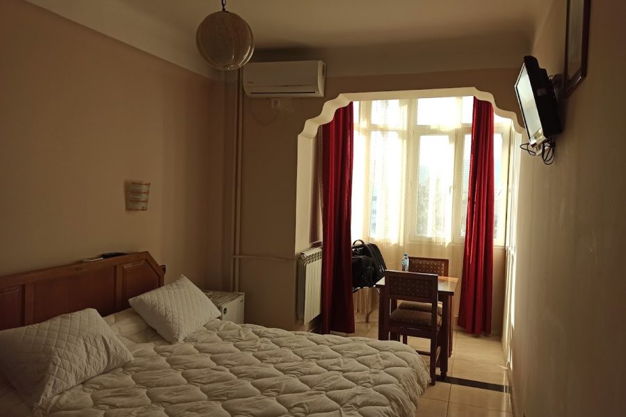 Hôtel Les 3 Roses Tizi Ouzou
