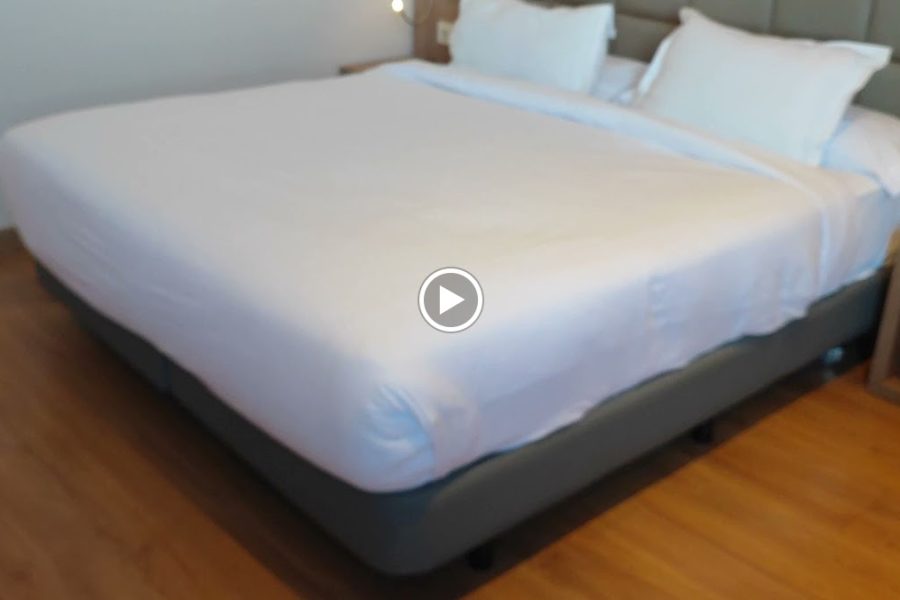 Lamaraz Hotels