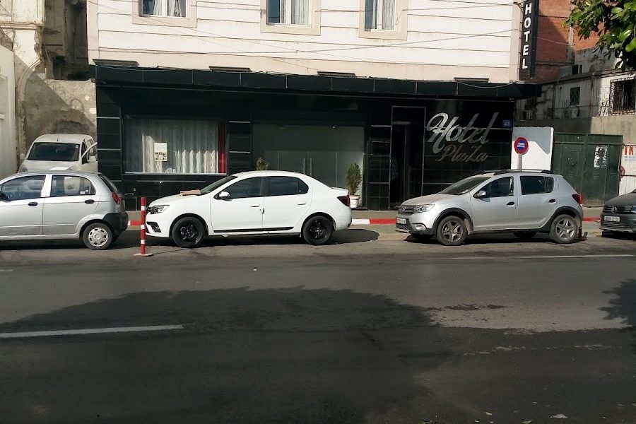 Hôtel Plaza – Belcourt